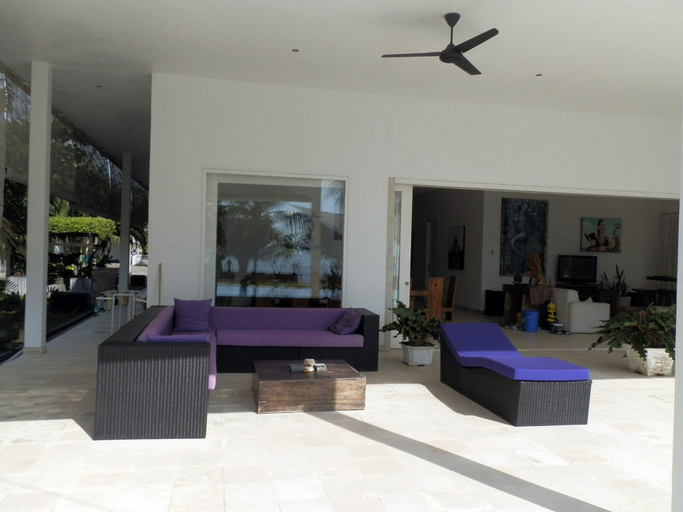 Others 4, Villa Cymopoleia, Buleleng