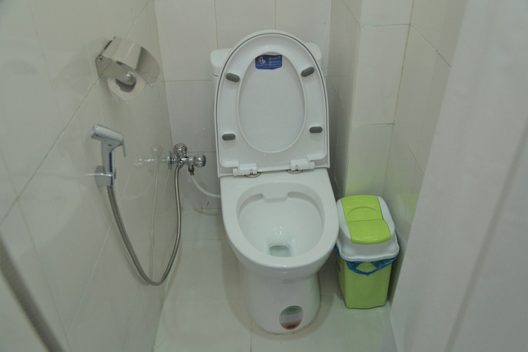 Bathroom 4, Bed and Breakfast Thamel, Bagmati