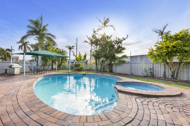 Sport & Beauty 4, Rockhampton Riverside Central Hotel, Rockhampton