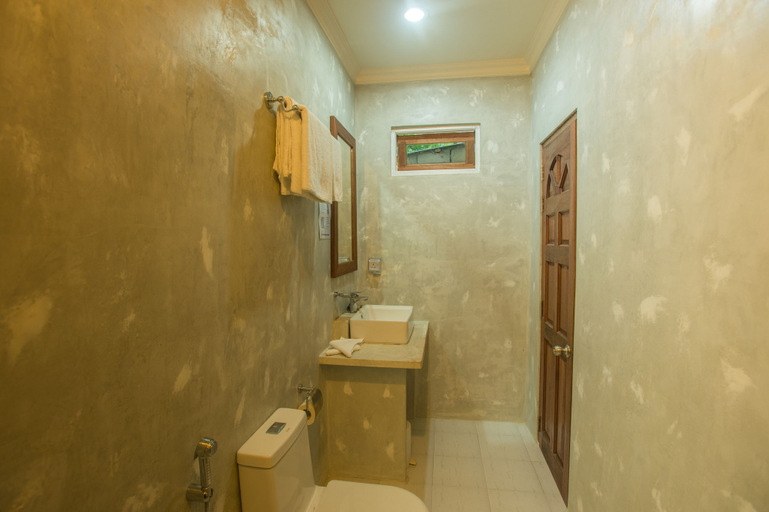 Bathroom 3, Thoddoo Retreat