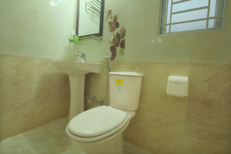 Bathroom 4, Hotel Elaf International, Cox's Bazar
