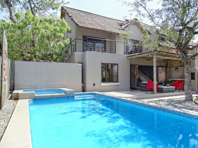 Sport & Beauty 3, BushGlam Luxury Holiday Home, Mopani
