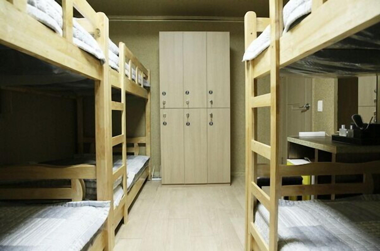 Bedroom 3, Moiri Guesthouse - Hostel, Yeosu