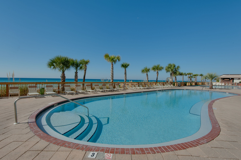 Sport & Beauty 4, Gulf Crest Condominiums, Bay