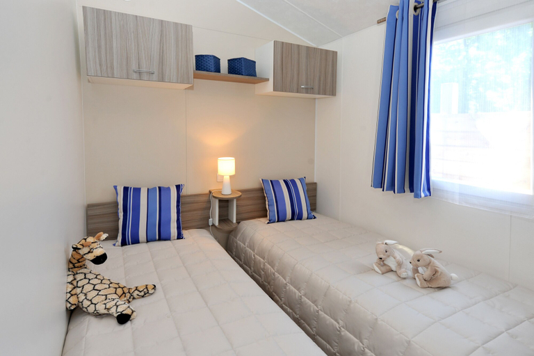 Bedroom 3, Camping Les Brillas, Loire-Atlantique
