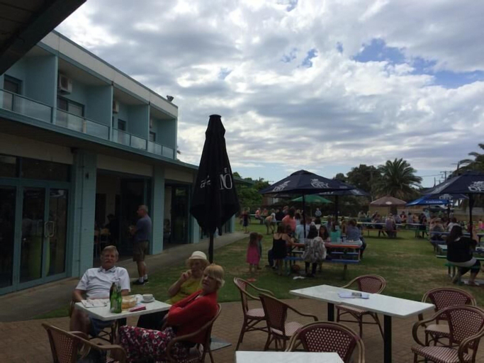 St Leonards Hotel, Greater Geelong - Pt B