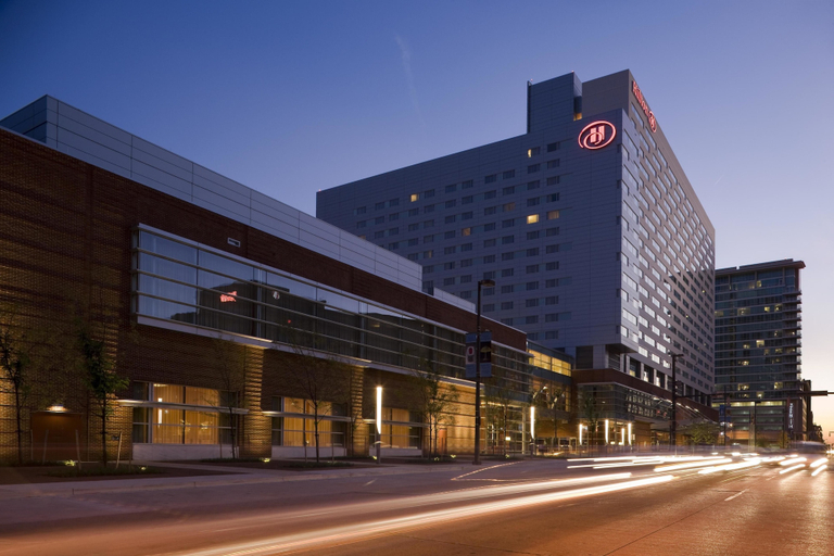 Exterior & Views 2, Hilton Baltimore Inner Harbor, Baltimore