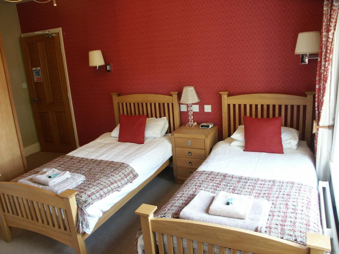 Bedroom 2, Beggar's Knap, Dorset