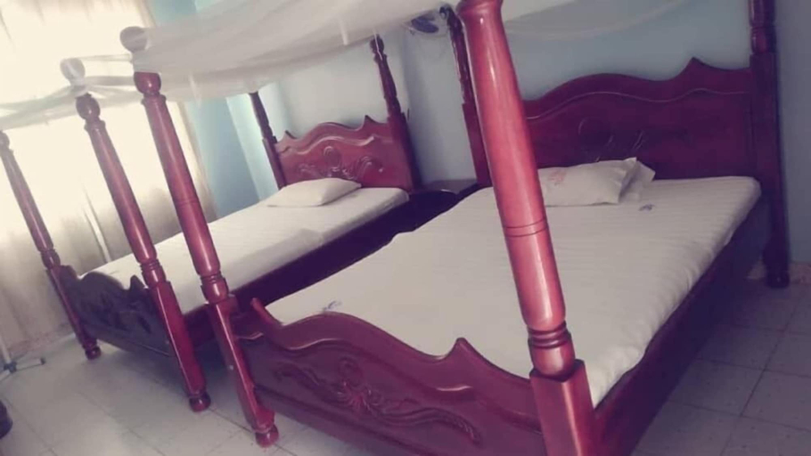 Bedroom 2, Jeliza Hotel, Kampala
