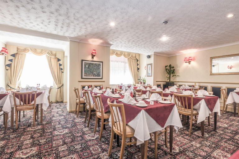 Food & Drinks 5, Lindum Lodge, Torbay