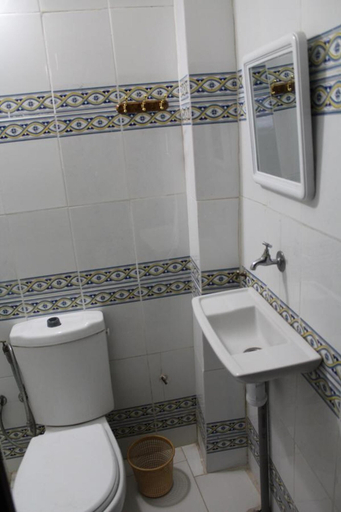 Bathroom 4, Dar El Amane Abqari, Fès