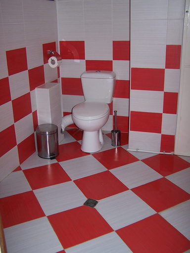 Bathroom 5, Casa de Artes, Balchik