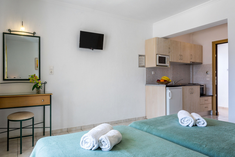 Bedroom 4, Studios Ritsa, Thessaly