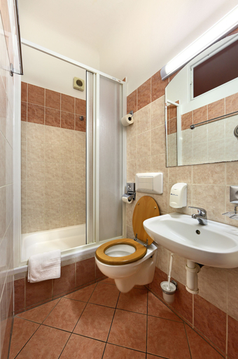 Bathroom 5, Hotel Residence Tabor, Praha 3
