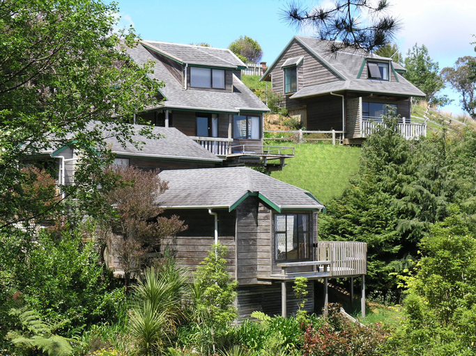 Exterior & Views 2, Grafton Cottage & Chalets, Thames-Coromandel