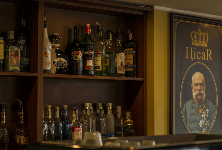 Food & Drinks 4, Hotel Cisar, L'vivs'ka