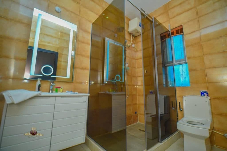 Bathroom, JJ Mas Hotel, Owerri Municipal
