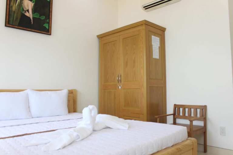 Bedroom 3, Hung Long Hotel, Giồng Trôm