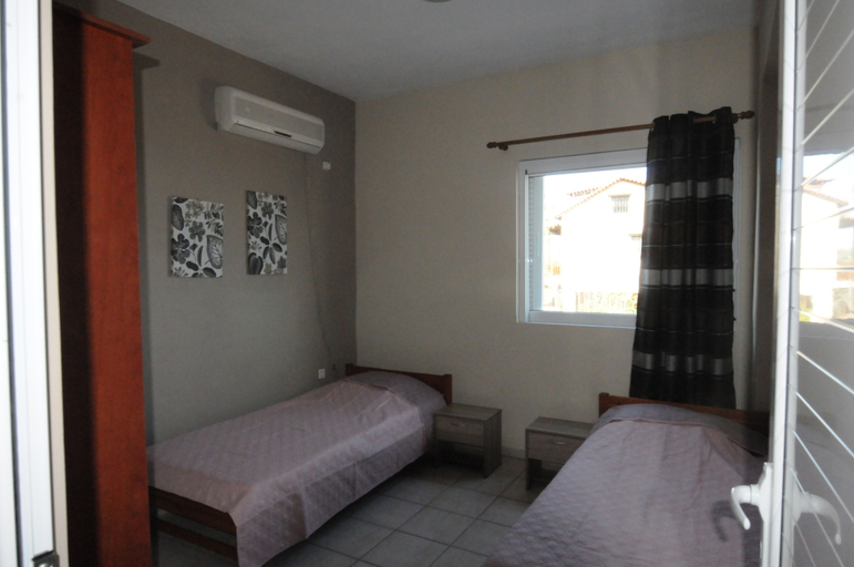Bedroom 4, Santa Marina Apartments, Attica