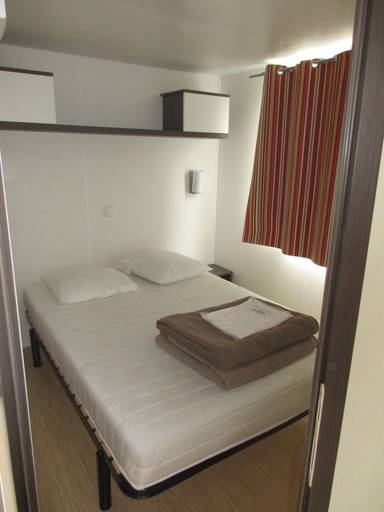 Bedroom 3, Camping Harrobia, Pyrénées-Atlantiques