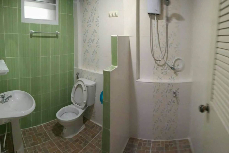 Bathroom 3, Home Hug Pak Sabai, Muang Nakhon Ratchasima