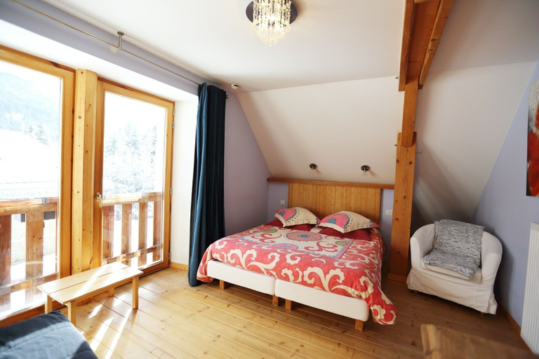 Bedroom 3, Le ValOmbre, Isère
