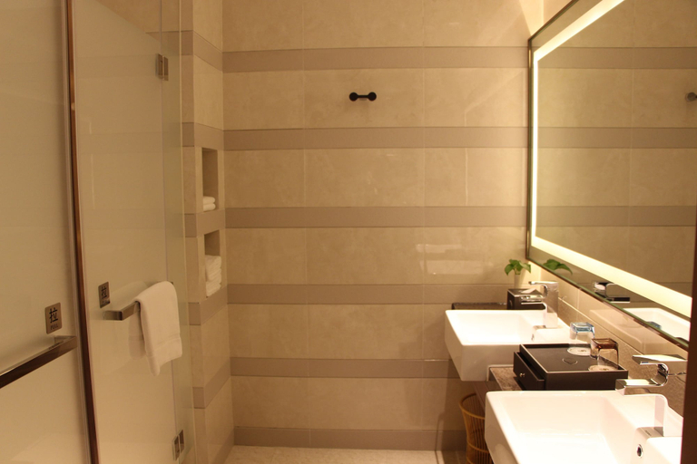 Bathroom 3, Golden Eagle Summit Hotel Yancheng, Yancheng