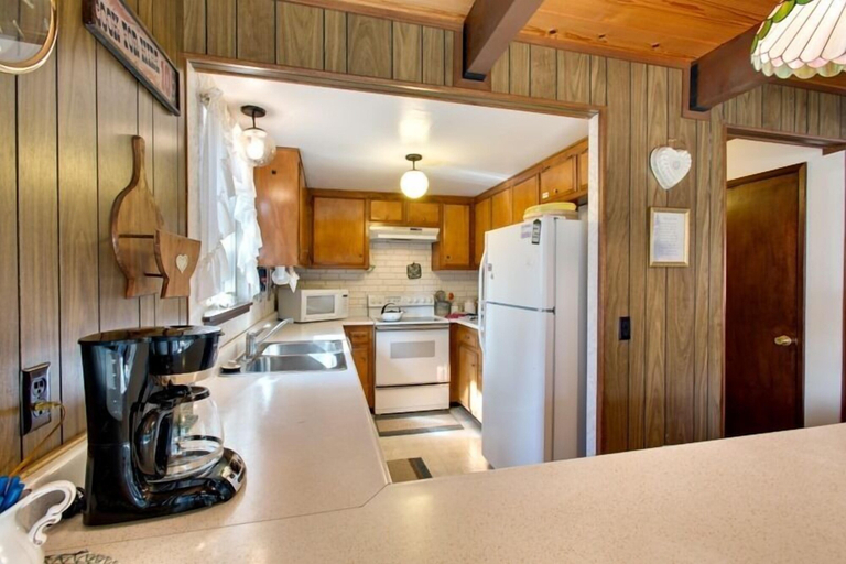 Others 4, 890 Candlewood Drive, El Dorado