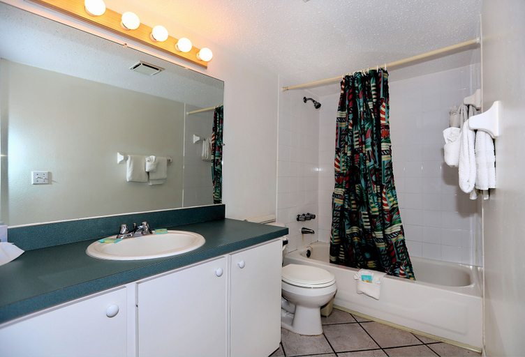 Bathroom 3, Club Sea Oats, Volusia