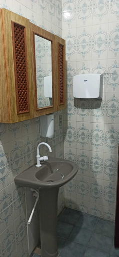 Bathroom 4, 365 Hostel, Angra dos Reis