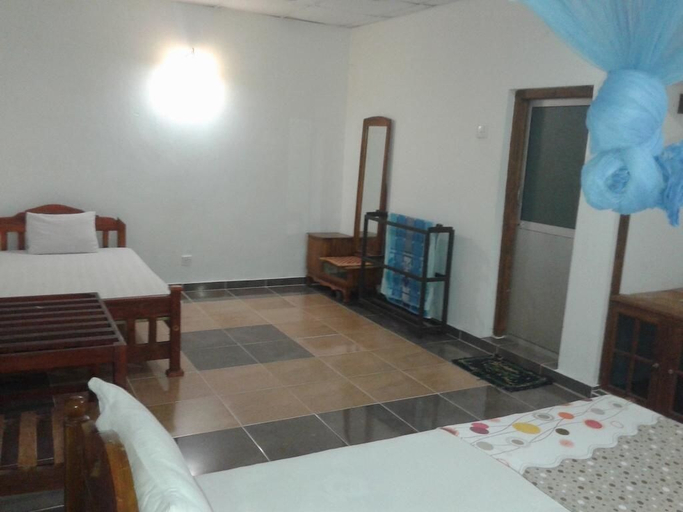 Bedroom 2, Suwanila Rest, Dambulla