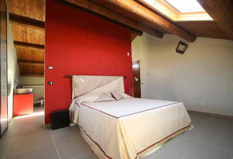 Bedroom 3, Casa Isabella, Asti