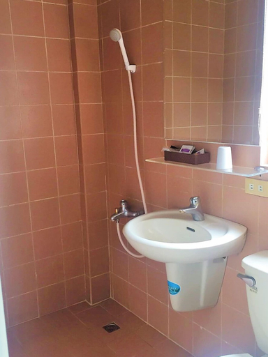 Bathroom 3, Rich Zone Hotel, Taipei City