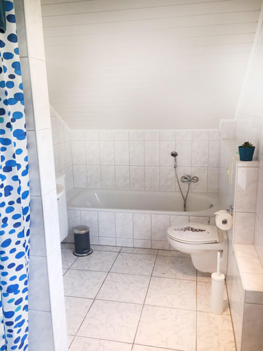 Bathroom 3, Ferienwohnung Roemerhaus Xanten, Wesel