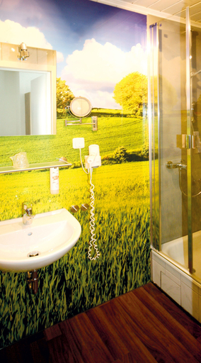 Bathroom 5, Hotel Ertl, Kulmbach