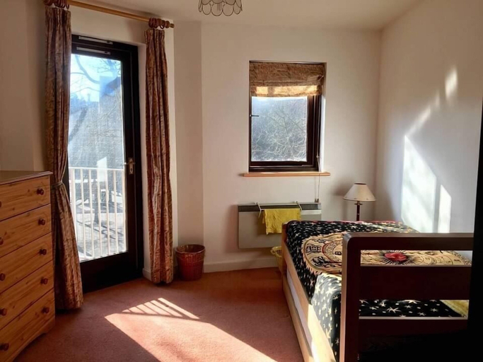 Bedroom 3, NEW Bright and Sunny Flat in Oxford City Centre, Oxfordshire