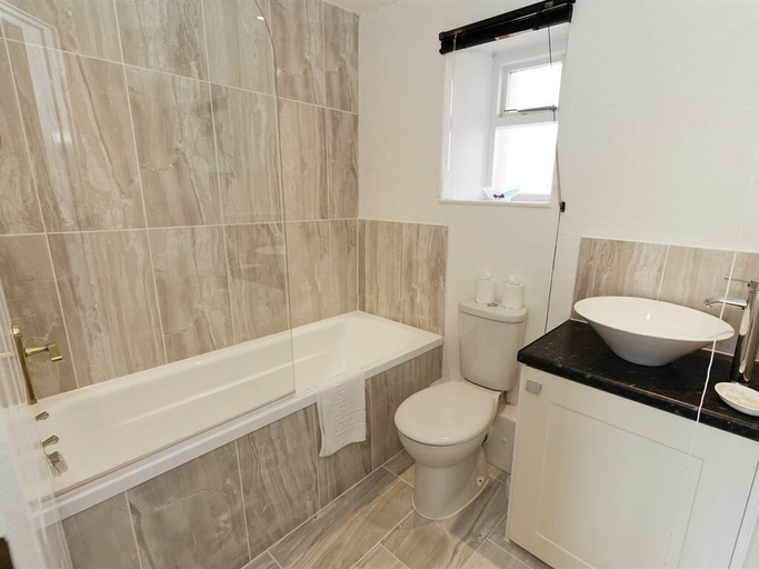 Bathroom 4, Rams Head Inn, Devon