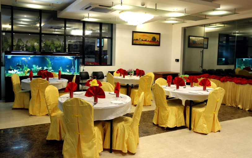 Food & Drinks 4, Hotel Vassi Palaze, Kancheepuram
