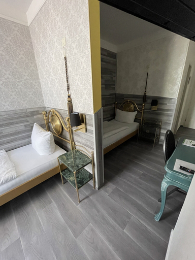 Bedroom 4, Hotel Garni Hennesburg, Eisenach
