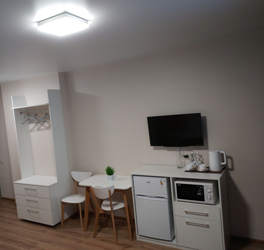 Others 4, East Residence, Darnyts'kyi