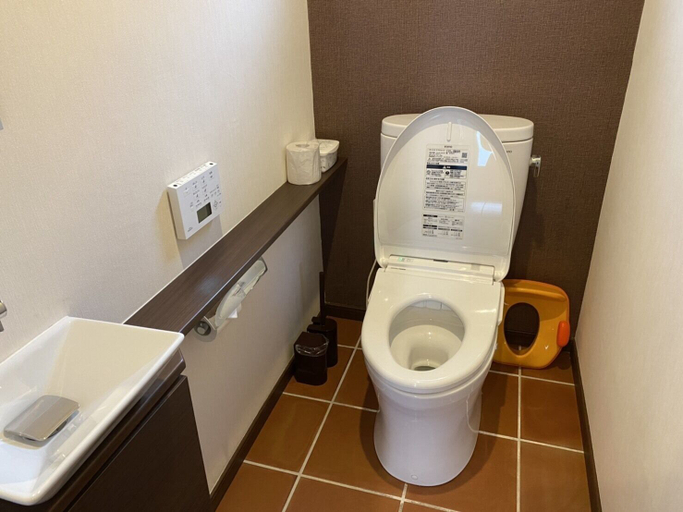 Bathroom 4, Ocean Front SUMUIDE, Nago