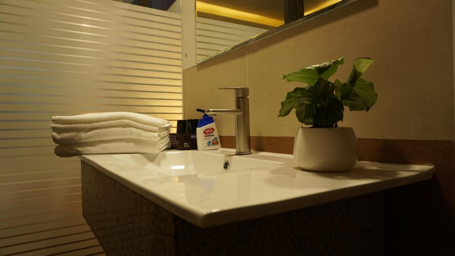 Bathroom 3, Cozi9 Theme Hotel, Kiến An
