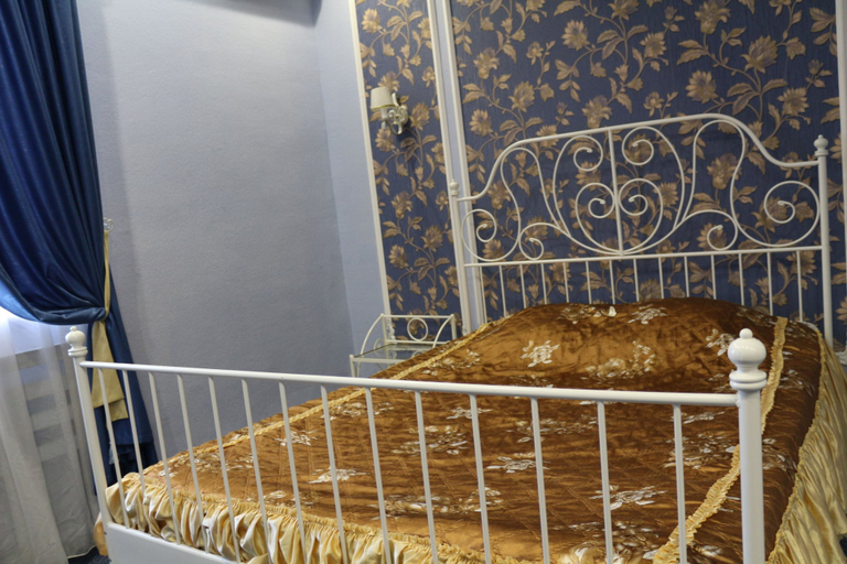 Bedroom 2, Gostiny Dvor Hotel - Hostel, Mineral'nye Vody