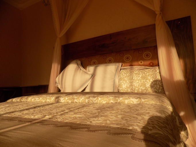 Bedroom 2, Swing Inn Motel, Igara