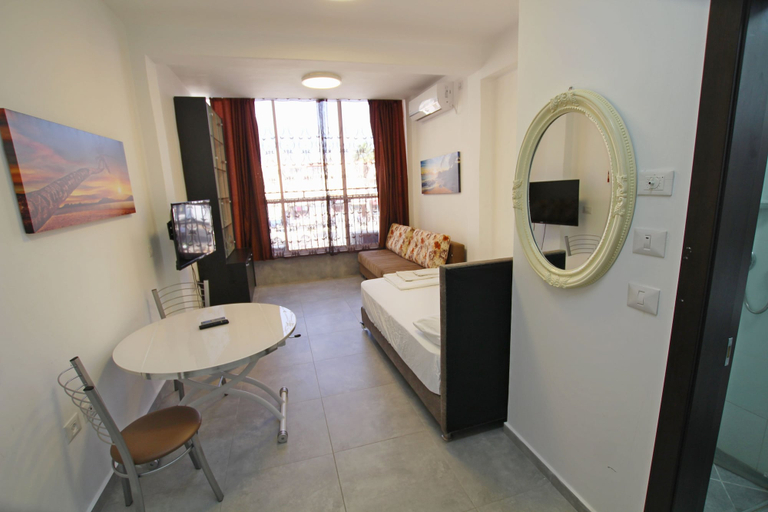 Others 5, Arendalzrail Apartments - Rothschild 30