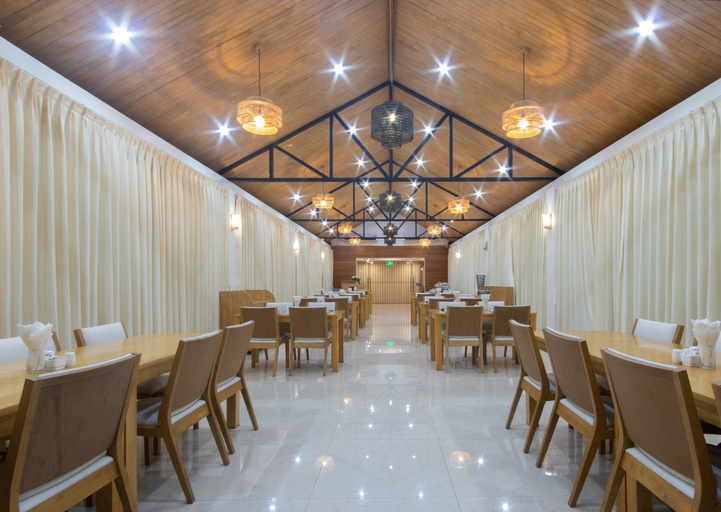 Food & Drinks 5, Regent Hotel, Mergui