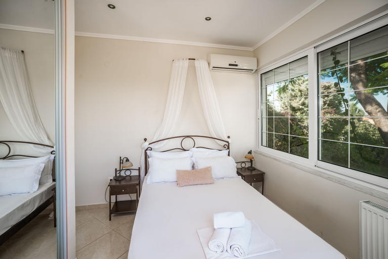 Bedroom 4, Villa Natura, Ionian Islands