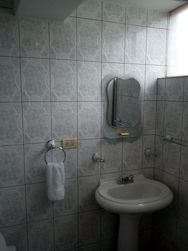 Bathroom, Europa Hotel Exclusive, Cusco