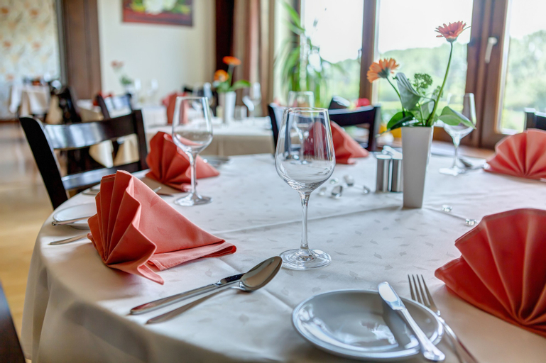 Food & Drinks 5, Hotel Schoos, Eifelkreis Bitburg-Prüm