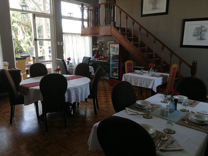 Food & Drinks 4, 1932 House, Walvisbay Urban